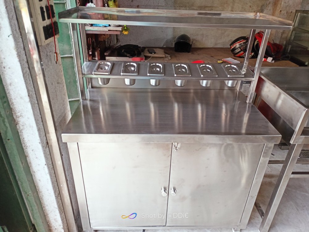 Silver Stainless Steel Pizza preparation Table with Cabinet System and Overhead Shelf, Size: 44x24x32 Inch