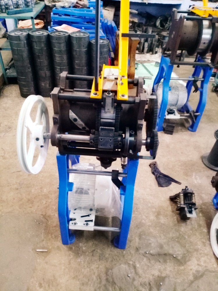 Chorsa Cracker Tube Making Machine