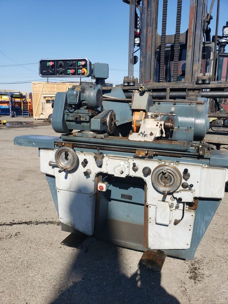 Iron Old & Used Make- Johnshipman Cylindrical Machine 250x500 Good Working, Maximum Grinding Diameter: 250 Mm