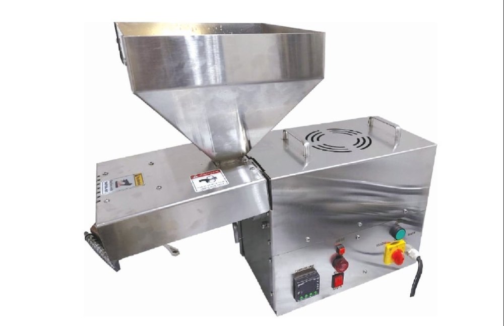 Oil Expeller Machine, Capacity: 8-10 Kg