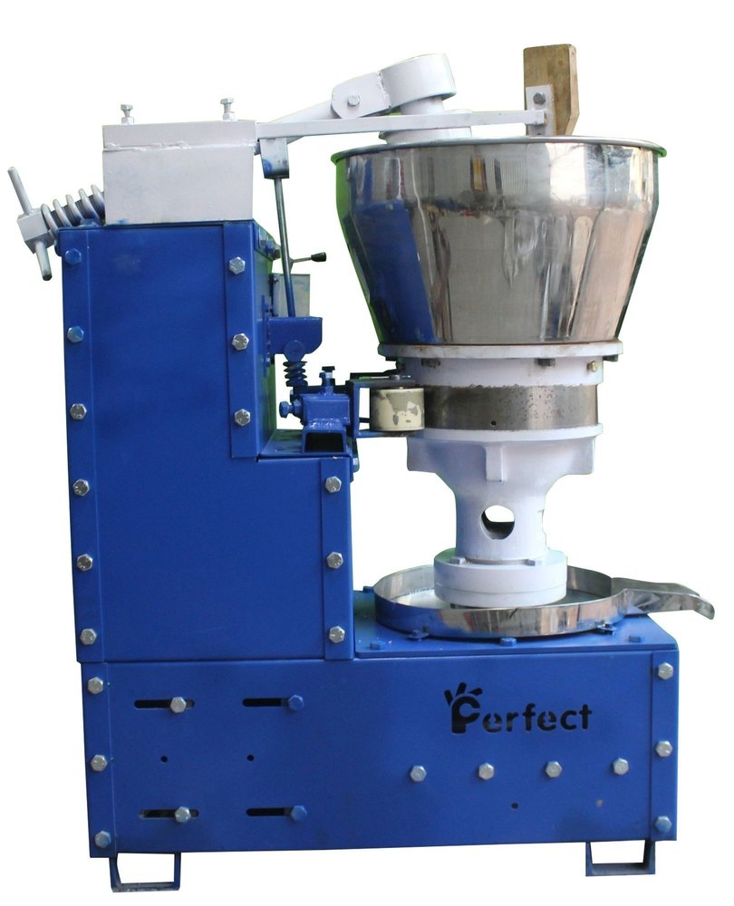 Cold Press Oil Mill Lakdi Kachi Ghani Machine, Capacity: 20 kg