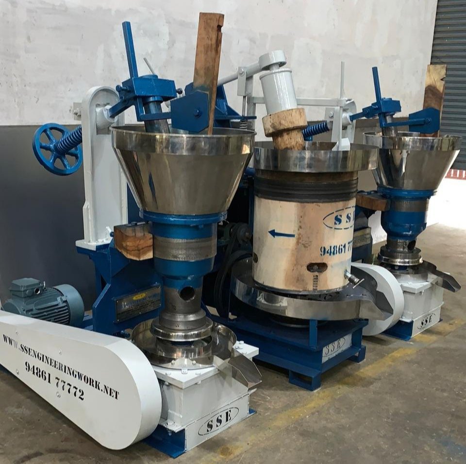 Cold Press Oil Extraction Machine, Capacity: 15-18 Kg/Hour
