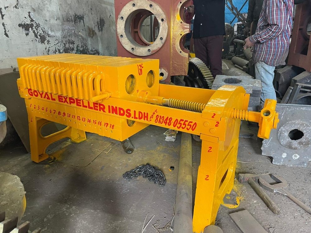 GOYAL Edible Oil Filter Press Machine, Filtration Capacity: 2000-3000 litres/hr, Automation Grade: Automatic