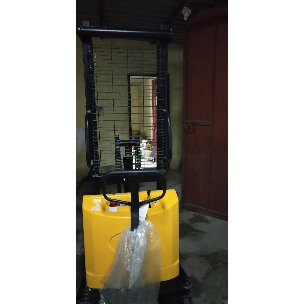 RV Equipments Semi Electric Hydraulic Stacker, For Industrial