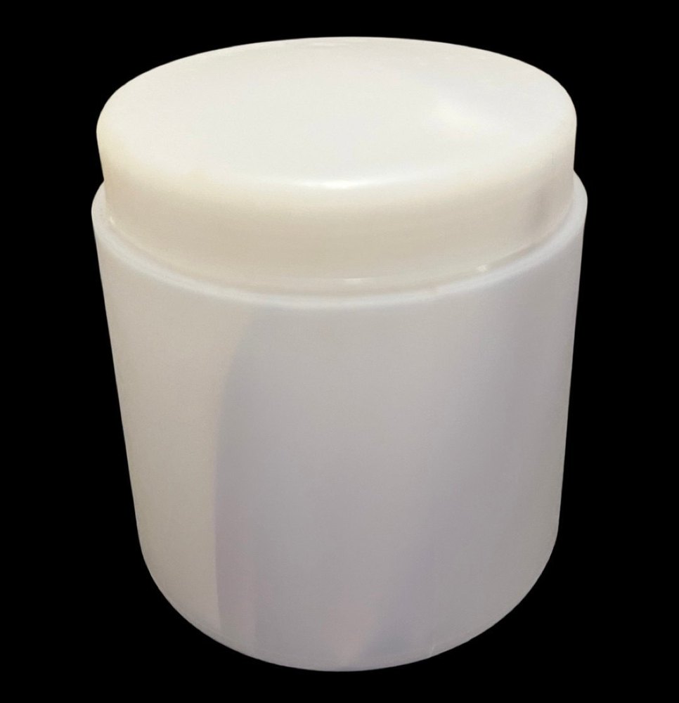 White Round 500 ml adhesive container. Comes with 50/100/250/500/1 kg