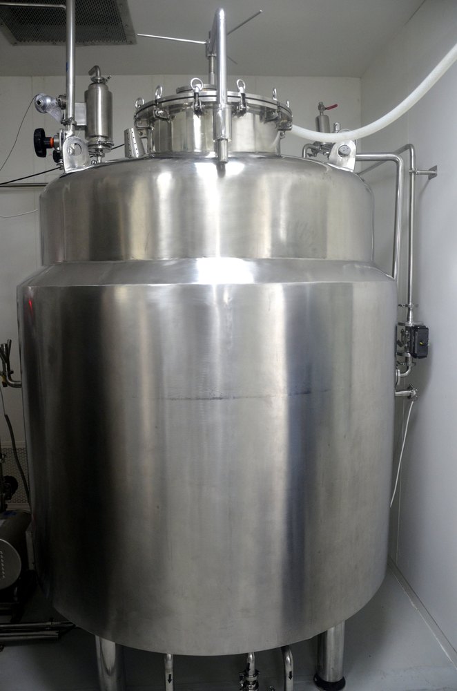Purified Water & WFI Storage Tank, RO Capacity: 2000-3000 (Liter/hour)