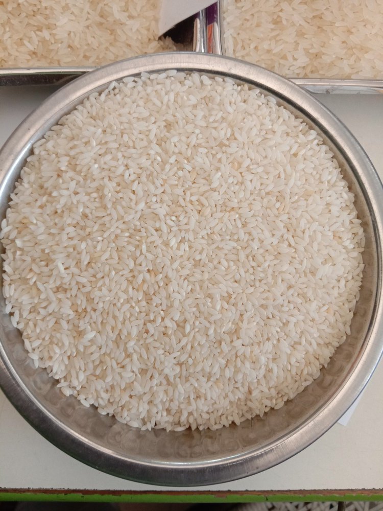 Indian Seergasamba Biryani Rice 1 Kg, Packaging Type: Loose, 12 Month