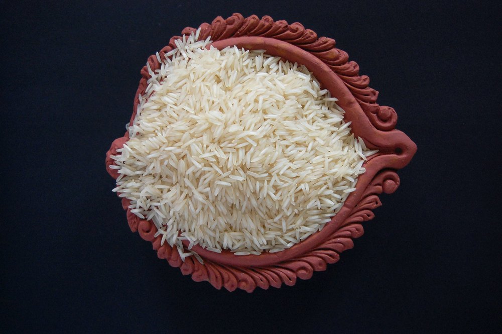 White 1509 Steam Basmati Rice, Packaging: 1 kg