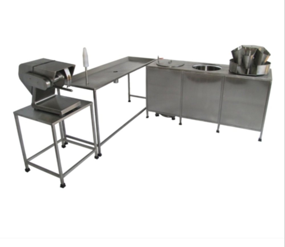 Manual 1.5 HP SS Chicken Cutting Units, 50 kg per hour