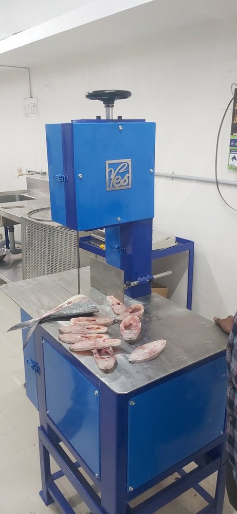 Fish Meat And Bone Saw Cutting Machine, 2 hp
