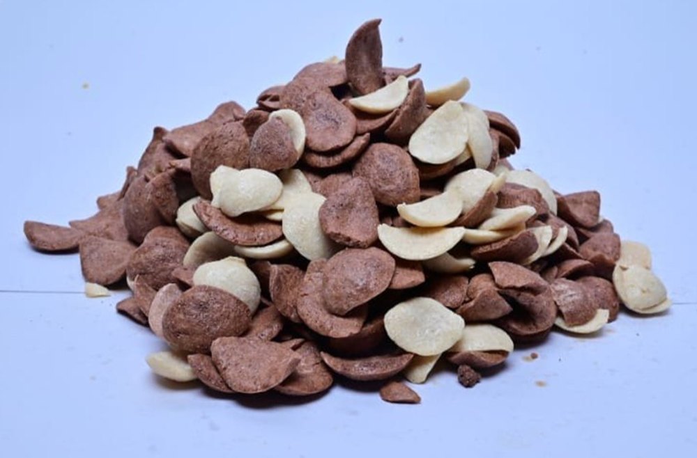 A Grade Chocolate Brown And Ivory Mushroom Choco Bite, Packaging Type: Loose