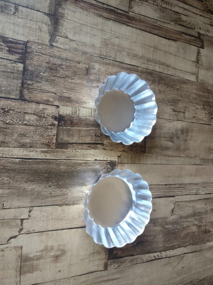 Silver Aluminium Tart Cake Mould, For Muffin Making, Size: 3, 4&5 cm