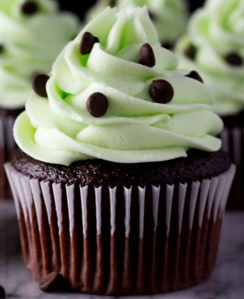 Sweet treat cake Cup cakes