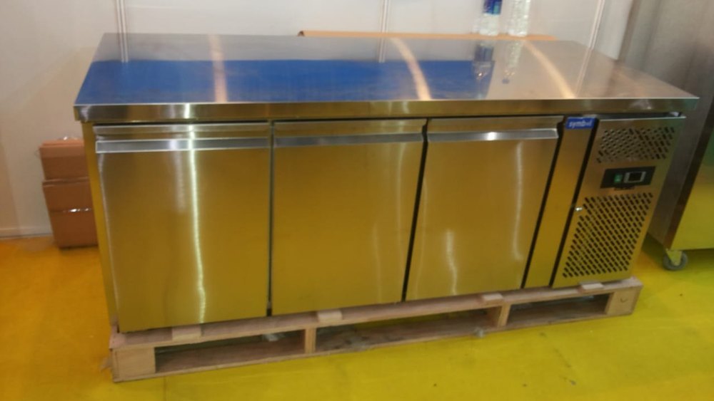 Stainless Steel Pizza Make Line, For Commercial Use