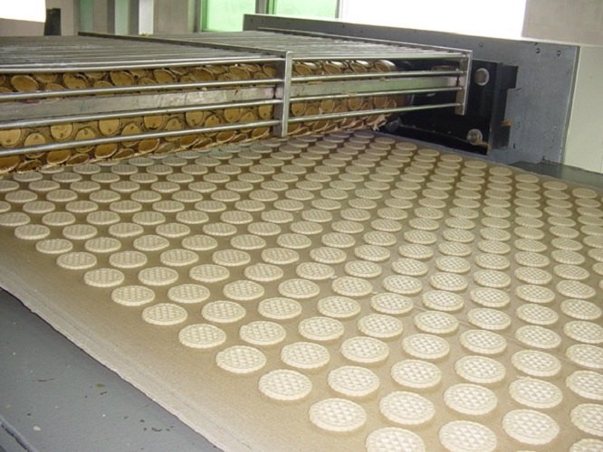 Biscuit Cutting Machine