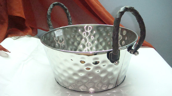 Polished Stainles Steel Party Tub /Leather Handles, 6-8 Bottles, Thickness: 0.45