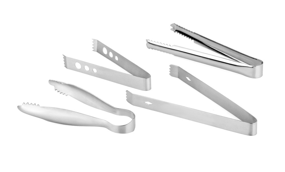 Stainless Steel Silver Ice Tongs, For Kitchen Use, Packaging Type: Box