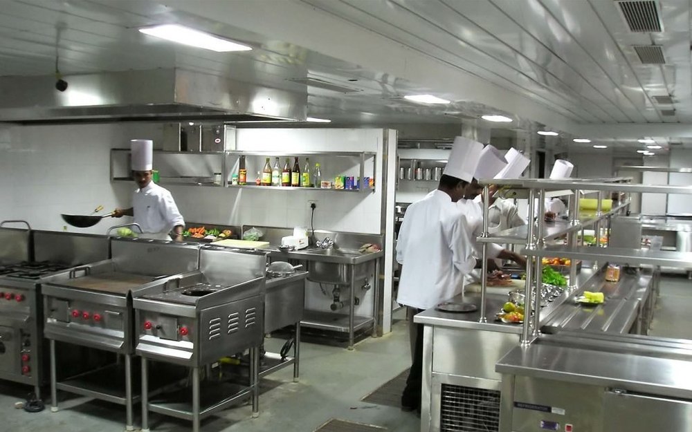 Silver Stainless Steel Kitchen And Bar Equipment, Packaging Type: Bulk