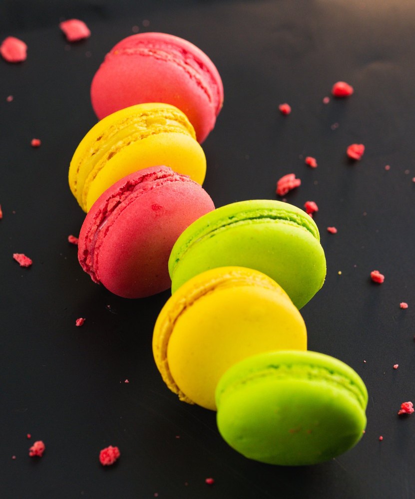 Round French Macarons, Loose