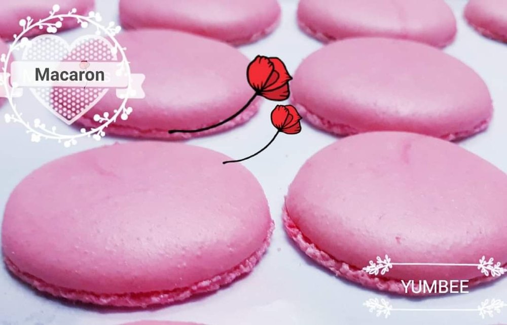 Raspberry Cream Macarons, Box