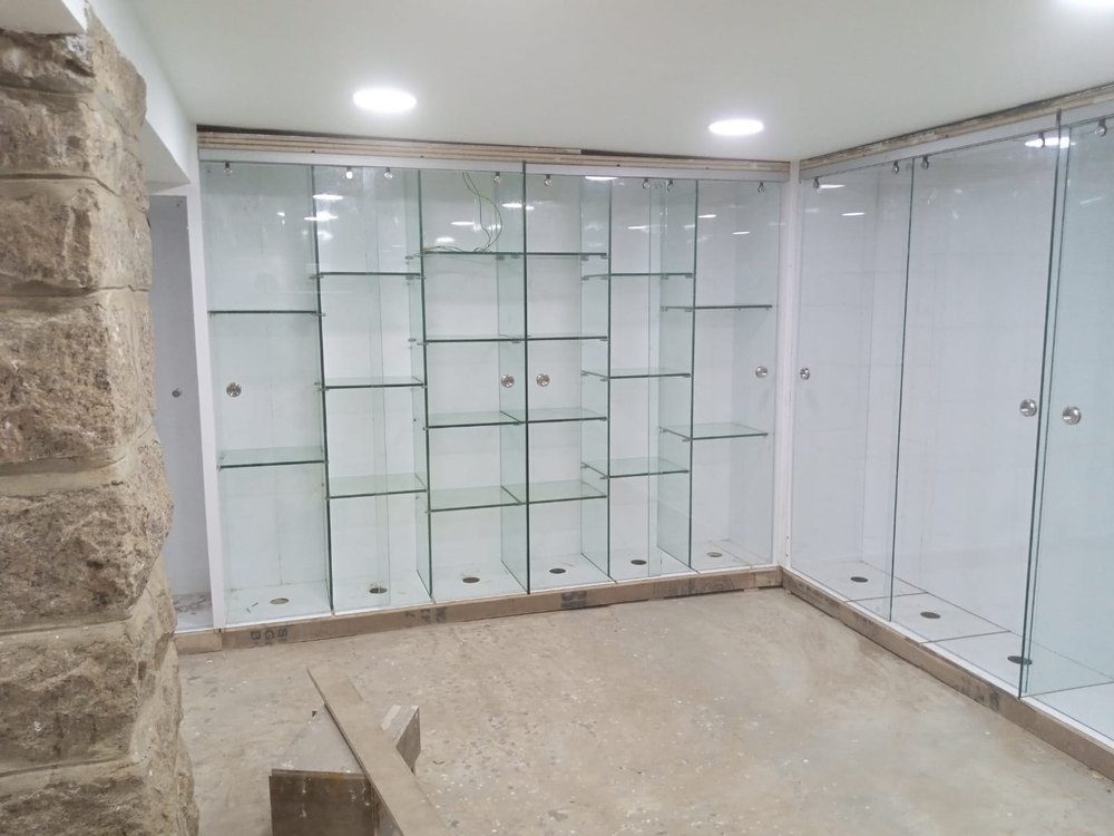 Transparent Hanging Glass Rack, Grade: Premium, Thickness: 12 mm