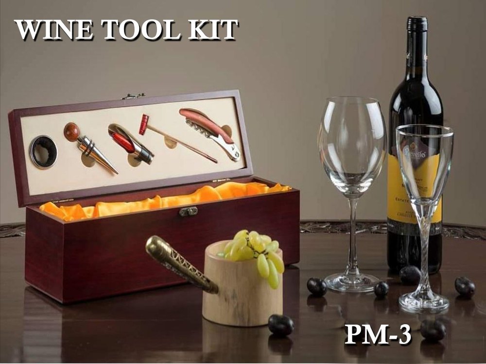 Wooden Wine Tool Set