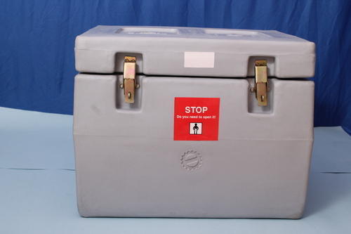 White Apex Insulated Cooler Box