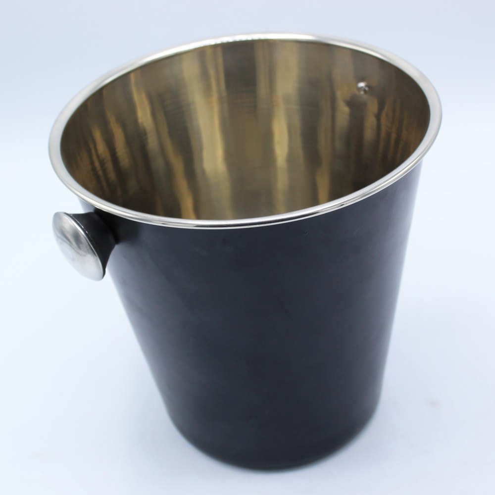 vajra Multicolor Stainless Steel Bar Ice Bucket, Packaging Type: With Nob, Size: Normal