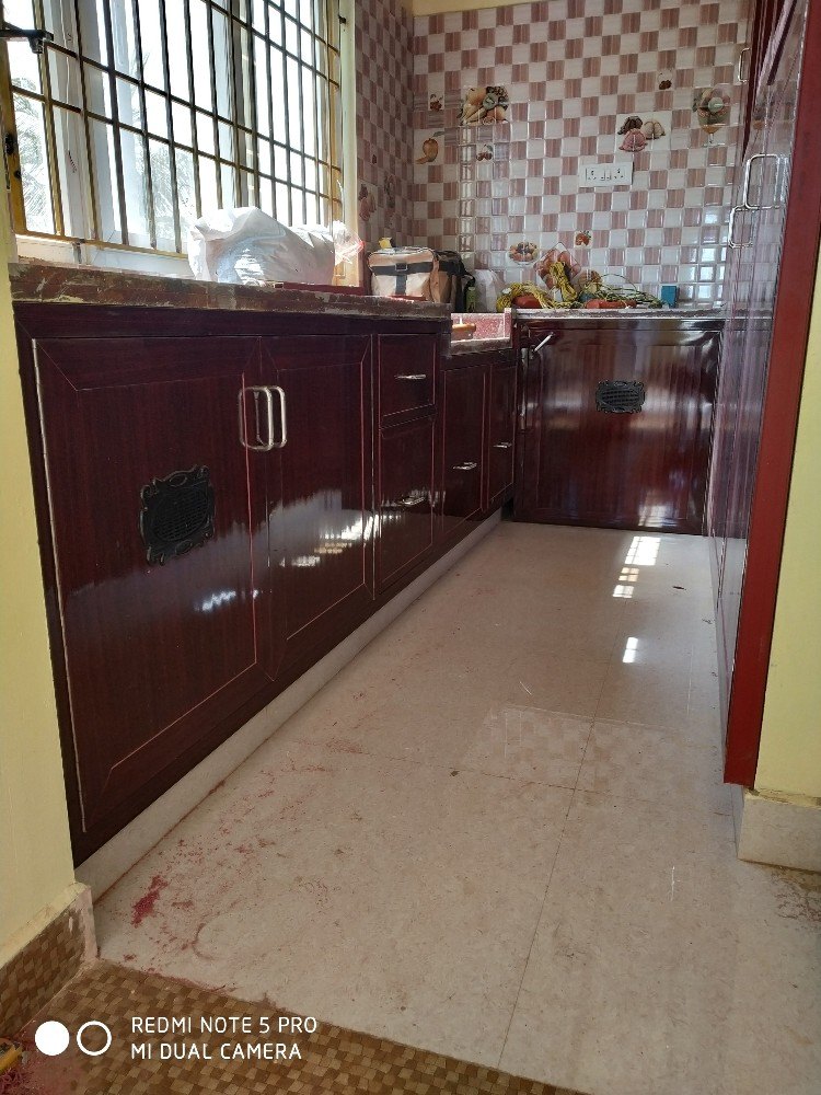 Brown Plastic PVC Kitchen Cupboard