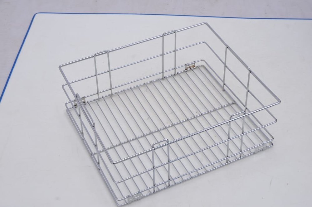 Stainless Steel Grain Trolly Basket, Size/Dimensions: Standard