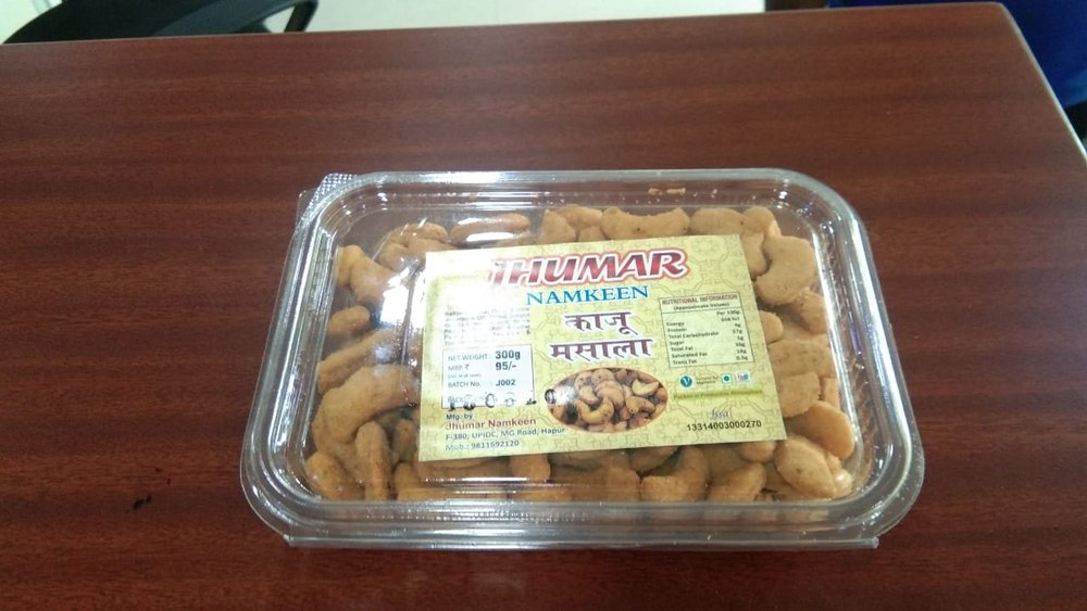 Jhumar Namkeen Salty Pleasant in Taste Kaju Mathri Namkeens, Packaging Size: 300gm