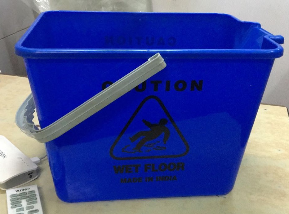 Plastic Mop Bucket, Capacity: 16L, Size: 16Ltrs