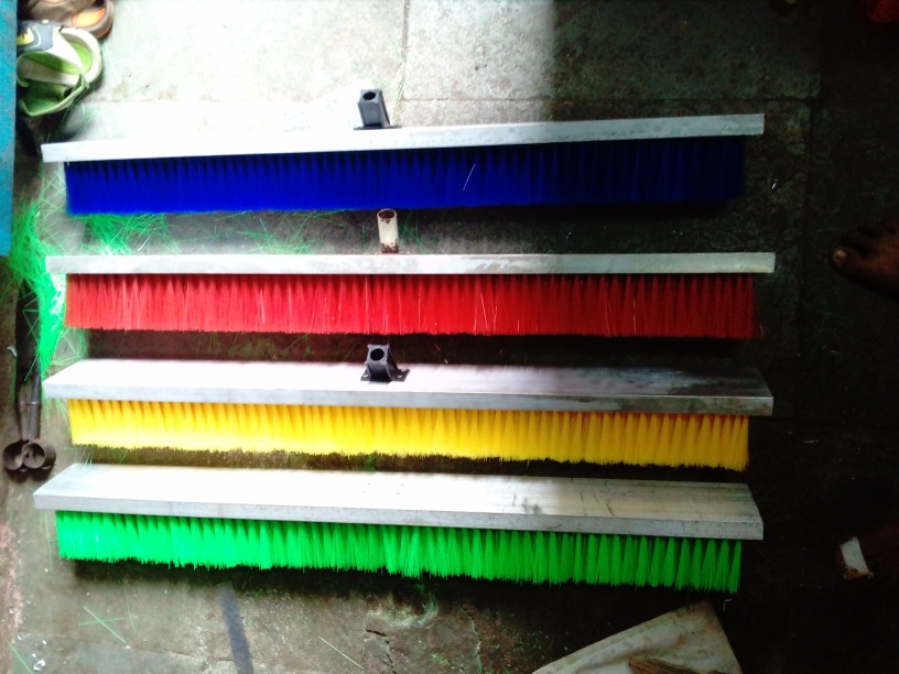 Medium Rectangular Road Cleaning Brush