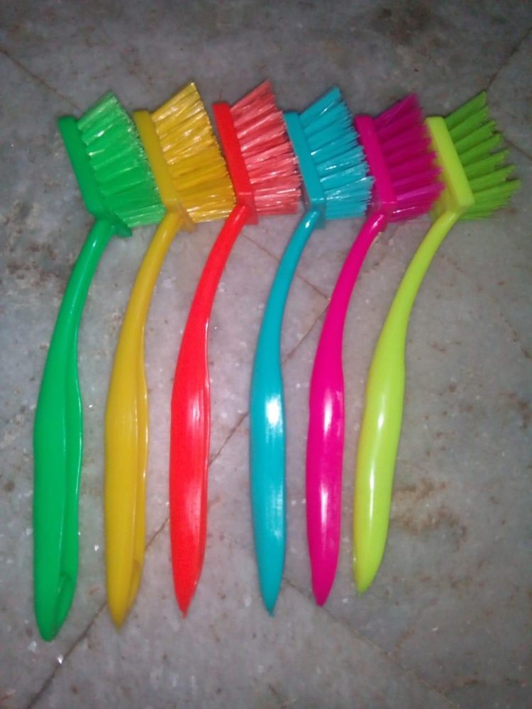 Medium Plastic Soft Kitchen Sink Cleaning Brush