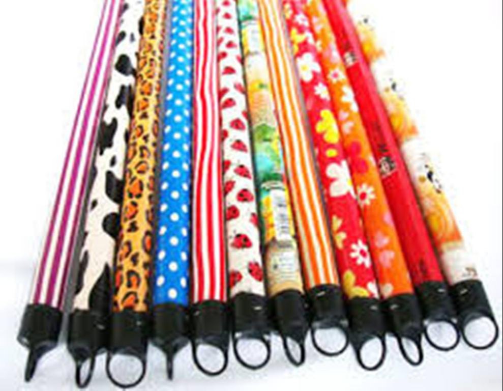 Red PVC Wooden Broom Stick, For Cleaning, Packaging Size: Standard