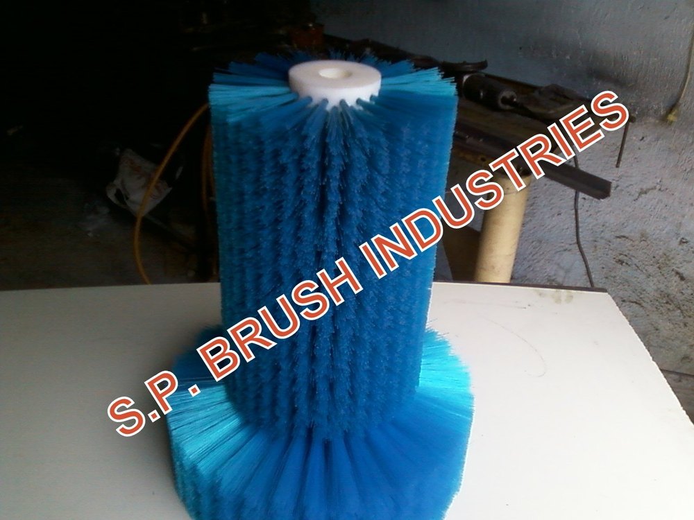 Nylon Soft Bisleri Water Jar Wash Cleaning Brush, For Industrial, Cylindrical