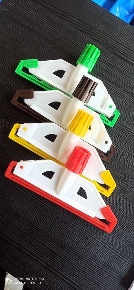 Plastic Virgin Mop Clips 10 inch