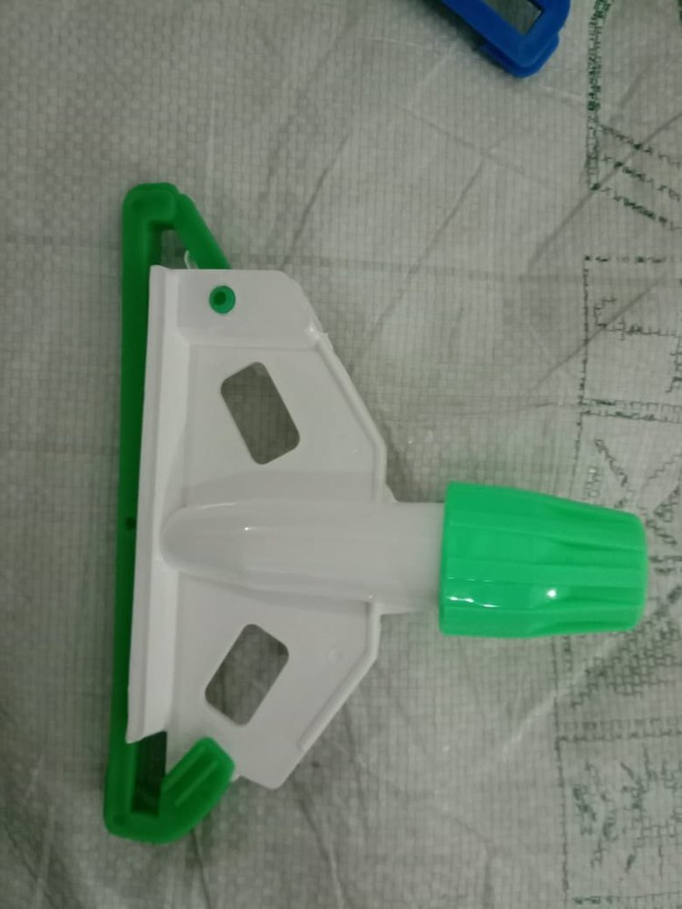 Plastic Virgin Mop Clip