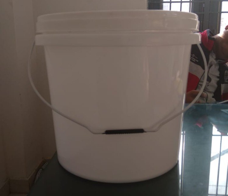 White Plastic Oil Bucket