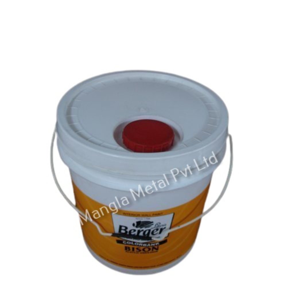 White Plastic Distemper Paint Bucket, With Lid