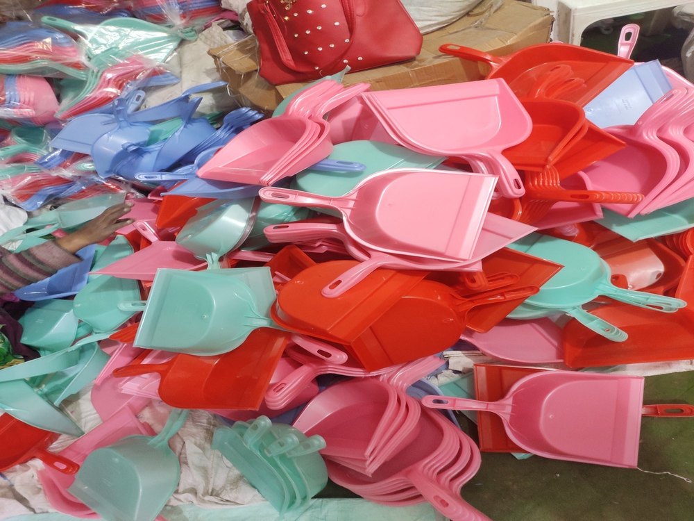 Plastic Dustpan