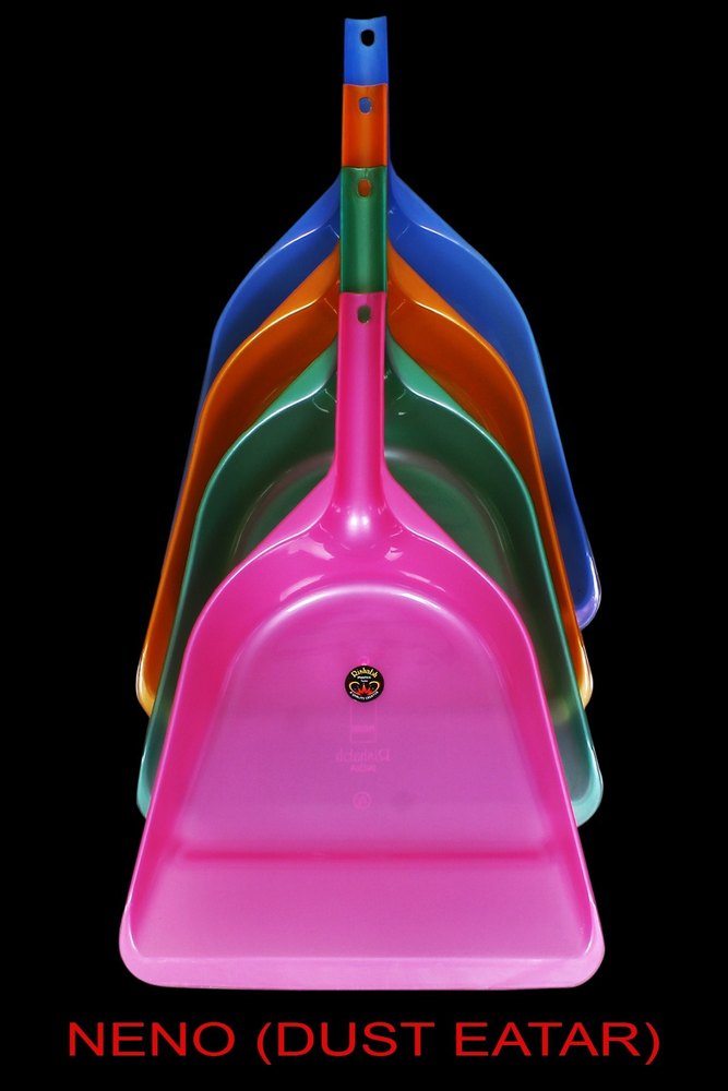 Plastic Dust Pan, Size: Large
