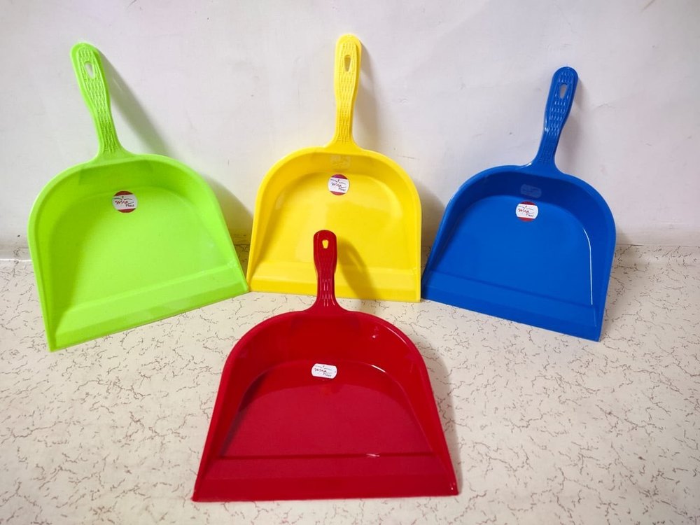 Polypropylene Multicolor Plastic Dust Pan, Size: 12 Inch