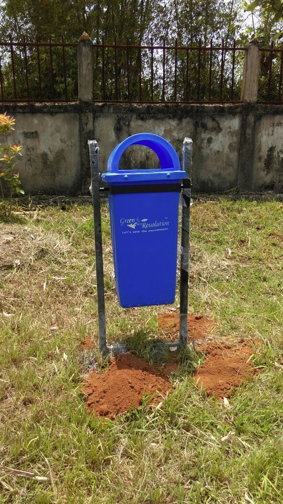 Plastic Dustbin With Ms Frame Garden Dustbin 80l