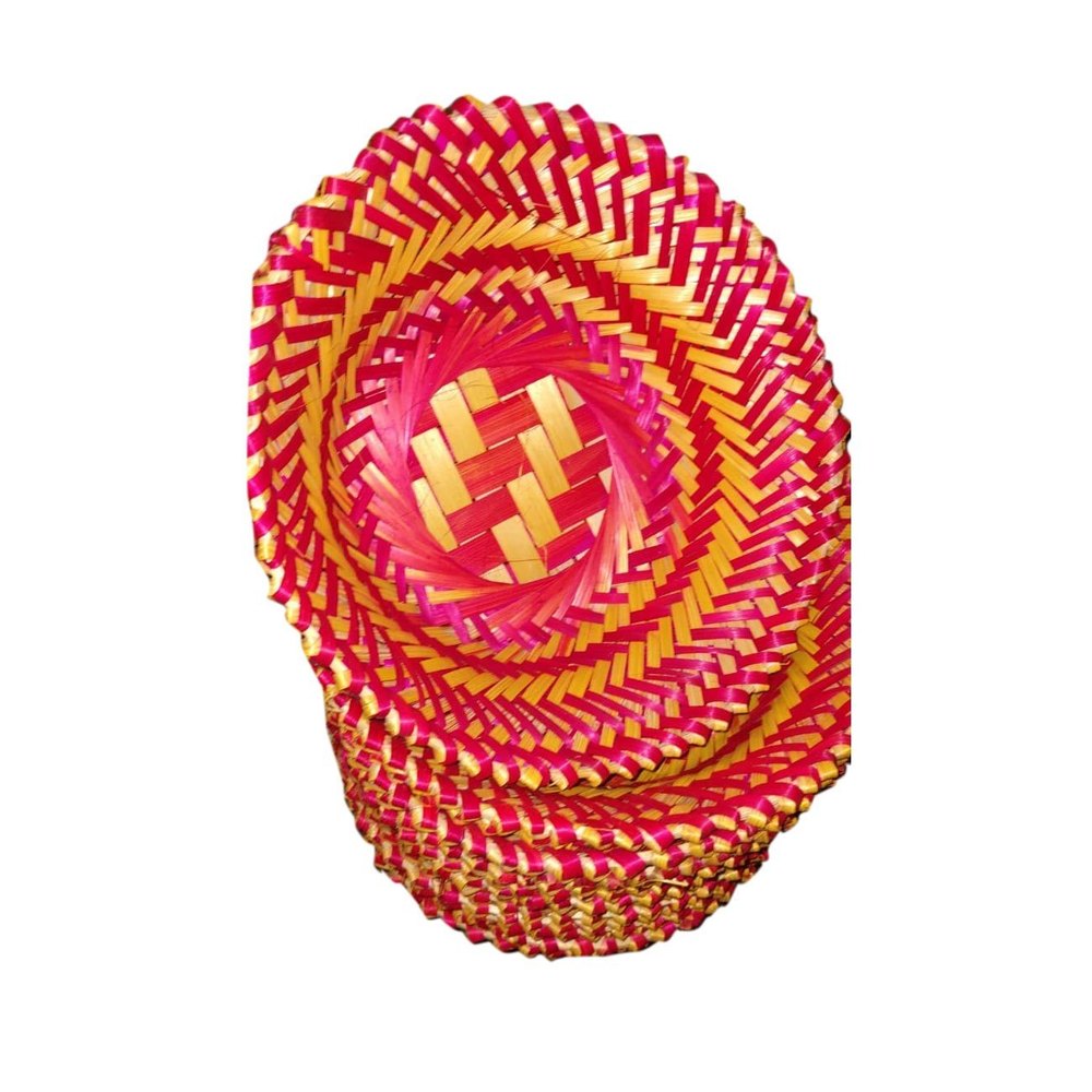Red and Brown Oval Bamboo Basket, Size/Dimension: 9 Inch