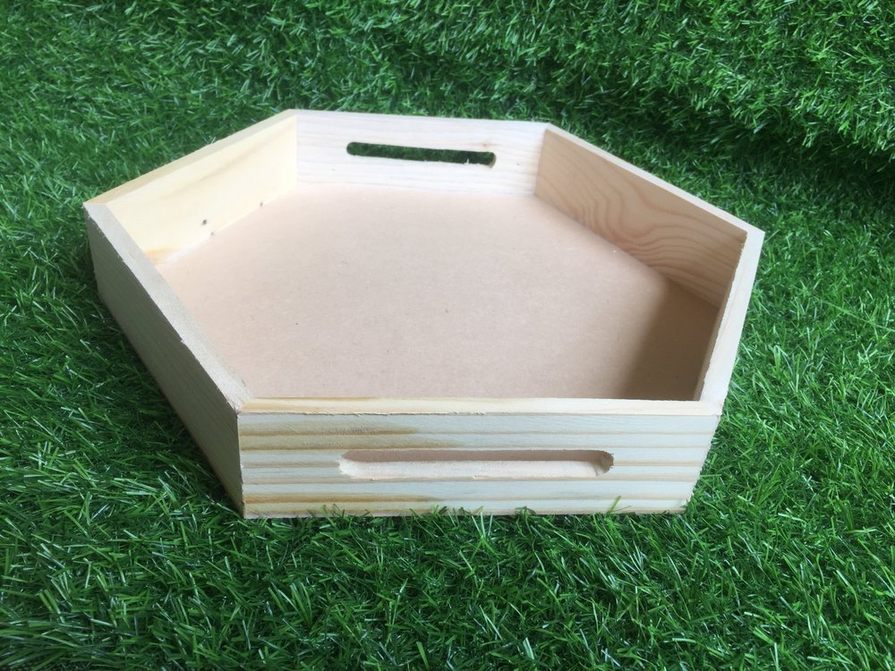 White Wooden Pine Wood Hexagonal Basket, For Gifting, Size: 12x12x2