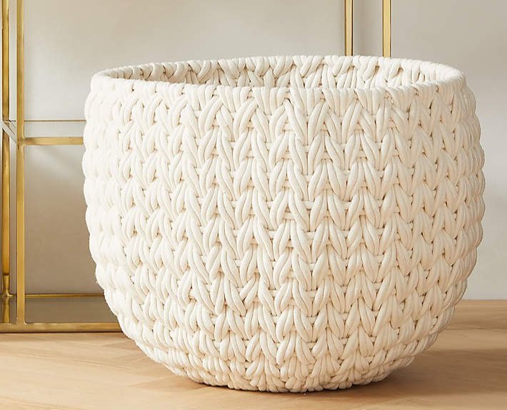 White Round handwoven cotton rope crochet basket, Size/Dimension: 8x10