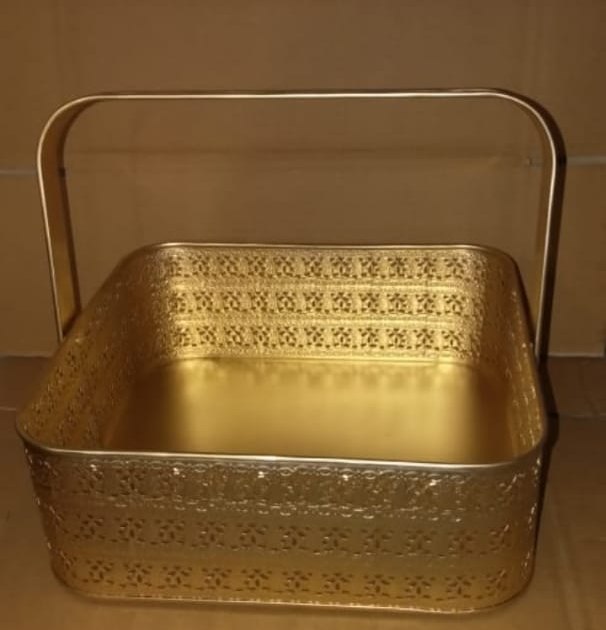 Decorative Metal Basket, For Home, Size: 8*8 Inch