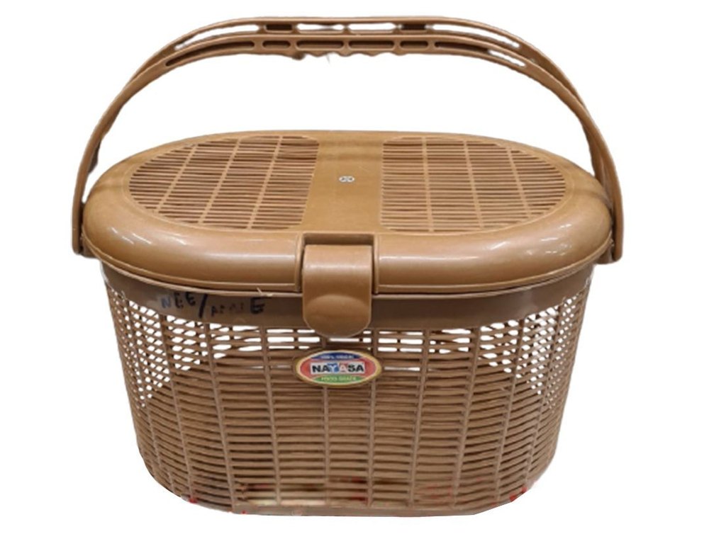 Plain Plastic Nayasa Brown Picnic Basket, For Home, 35cm(h) X 25cm(w) X 35cm(l)