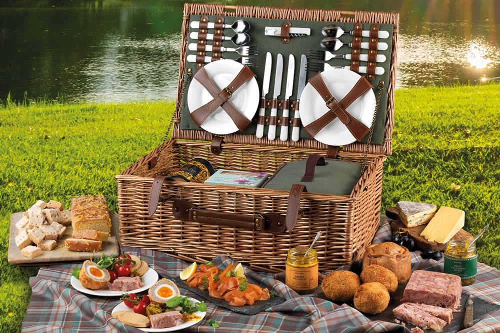 Willow Natural Picnic Hampers
